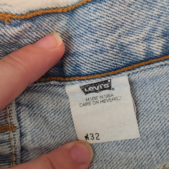 Levi 501 Shorts - Picture 4 of 4